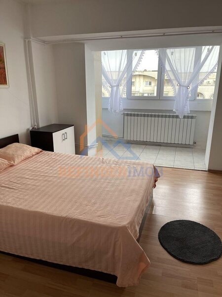 Decebal, Alba Iulia, apartament 3 camere de vanzare central,