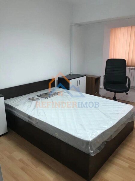 Decebal, Alba Iulia, apartament 3 camere de vanzare central,